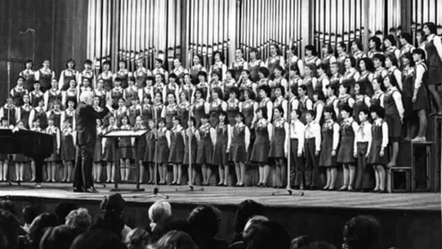 А. Соге "Возвращение зимы", русский текст А. Годова смотреть онлайн