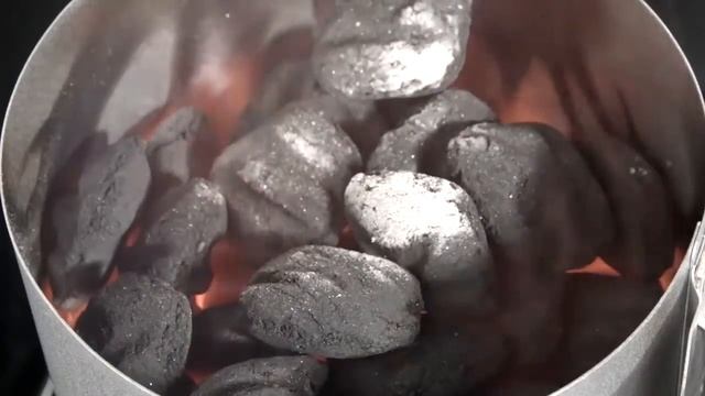 Стартер – труба для розжига угля Weber. Что это? смотреть онлайн