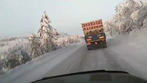 Поездка по зимнику Якутск - Мома. Часть2