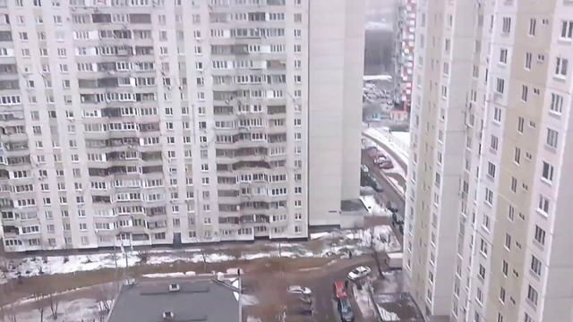 Не опять а снова! Лифты КМЗ 1998 года в 17 этажке П-44 смотреть онлайн