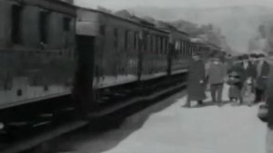 Arrival of a train \ Прибытие поезда, Братья Люмьер и Секретов