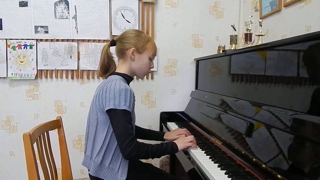 Сушкова Лена песня собственного сочинения «До свиданья мальчики» смотреть онлайн