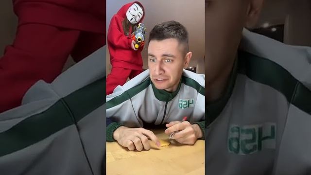 Дава попал в "Игру в кальмара" #дава #игравкальмара #суперхаус #милана