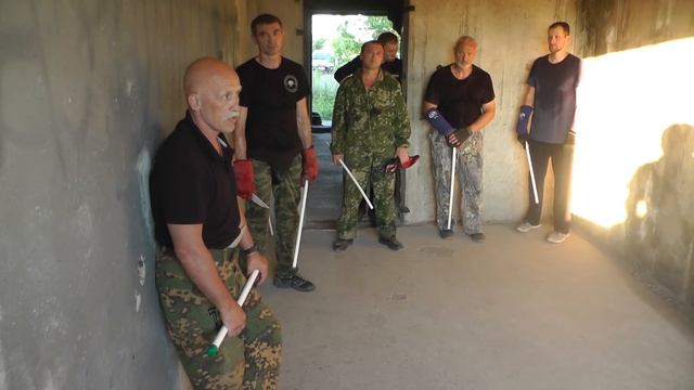 В.Н.Крючков. Кое что с палкой в ограниченном пространстве. смотреть онлайн