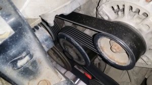 Проверка зазоров клапанов и замена масла на Toyota Corolla