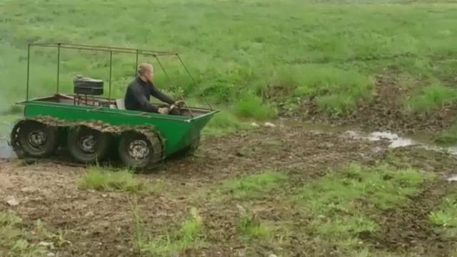 Самодельный гусеничный вездеход смотреть онлайн