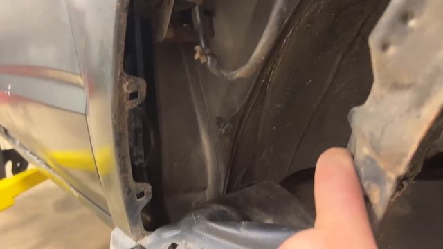 Everything Wrong With Our Cheap Toyota 4Runner! Mistakes Were Made. Trying To Fix It All On A Budge смотреть онлайн