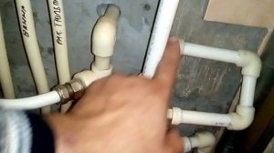 Тёплый пол за счёт горячей воды.