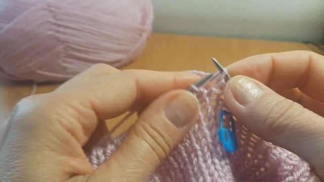 Воротник с ложной кеттлевкой. Гольф реглан сверху спицами. Подробный МК Часть 1. смотреть онлайн