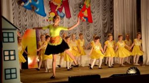 хореографическая группа "Мечта" танец "Цыплята"