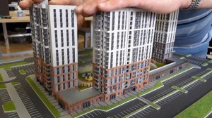 Монтаж зданий на макете в масштабе 1:350