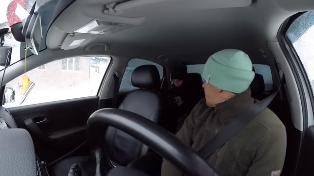 Пассажир такси пытался обмануть водителя смотреть онлайн