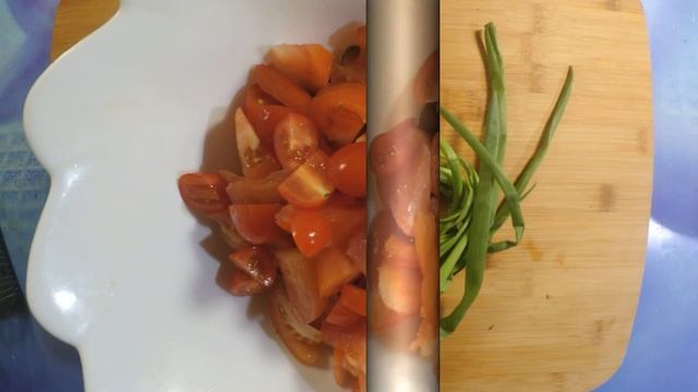 Простой бабушкин салат с помидорами, солеными огурцами и зеленью.
