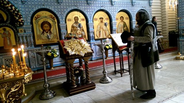 Песнопение странника, перед иконою Почаевской Божией Матери! В день празднования святых Царственных смотреть онлайн