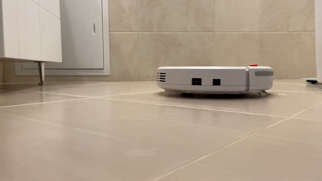 ДРУГ - РОБОТ - ПЫЛЕСОС | Обзор робота-пылесоса Kitfort KT-531 смотреть онлайн