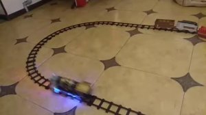 Игрушка железная дорога