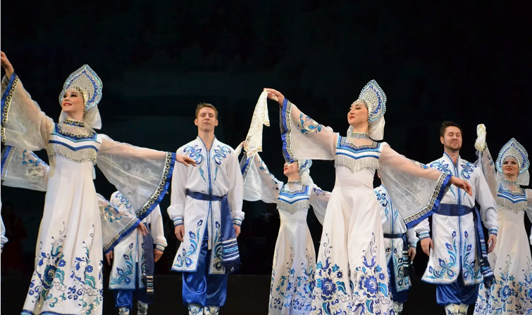 Красивый танец Зима. Астраханский народный хор.