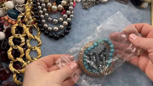 Распаковка винтажных украшений