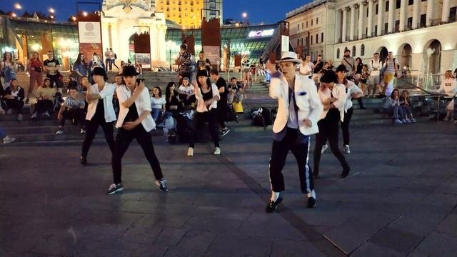 Dance Flashmob -4- Michael Jackson - Birthday Tribute 2020