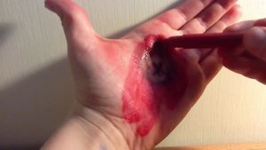 Как сделать ДЫРКУ В  РУКЕ