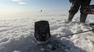 Зимняя рыбалка, ловля судака на Волге в глухозимье.