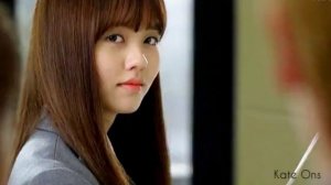 Влюблен в сестру близняшку |Клип к дораме Кто ты? Школа 2015| Она одна