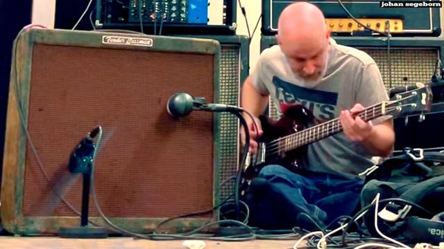 Original 1959 Fender BASSman Turns Out to be an Amazing BASS AMP! ;-) смотреть онлайн
