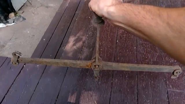 Старинные весы для взвешивания русалок   Antique scales
