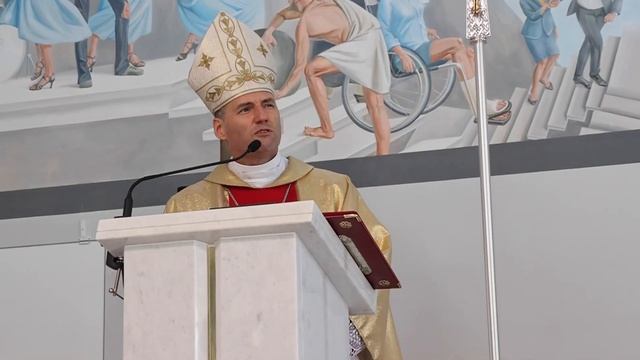 В Витебске прошло торжественное освящение костела Святого Игнатия Лойолы смотреть онлайн