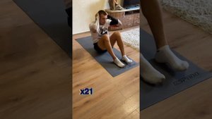 ТРЕНИРОВКА В ДОМАШНИХ УСЛОВИЯХ. ТРЕНИРУЕМ ВСЕ ГРУППЫ МЫШЦ. ОТЖИМАНИЯ ОТ ПОЛА. ПЛАНКА.ПРИСЕДАНИЯ