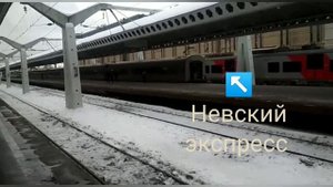 Поезд 747/748 Питер-Москва "Невский экспресс". Прозрачные двери купе.