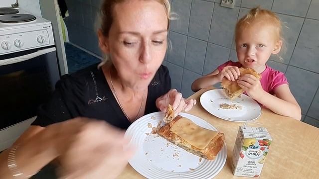 ?МУКБАНГ?Пирог с картошкой,грибами и сыром????? смотреть онлайн