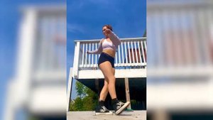 BENNETT - Vois sur ton chemin (Techno Mix) ♫ Shuffle Dance Video (480p)