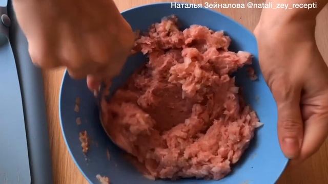 Чебуреки. Сочная начинка, хрустящее тесто на кипятке. Простой рецепт.