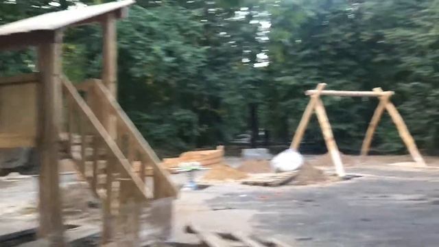 Детская площадка вместо деревьев/парк-усадьба Михалково смотреть онлайн