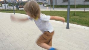 В 4 ГОДА СОБРАЛ СВОЙ ПЕРВЫЙ СКЕЙТ // СОБИРАЕМ С СЫНОМ ЛУЧШИЙ СКЕЙТБОРД ДЛЯ ЕГО ВОЗРАСТА