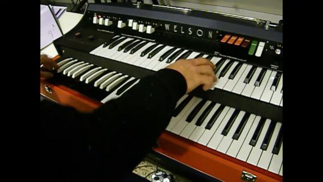 Welson Band Dual Italian transistor combo organ (same as Halifax) смотреть онлайн