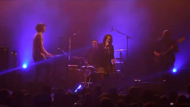 Camelia Jordana : Little Monster - Festival Europavox 2010 смотреть онлайн