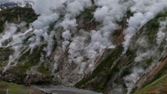 10 самых красивых природных достопримечательностей России
