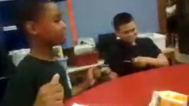 Kids at my job react to co-worker's singing. смотреть онлайн