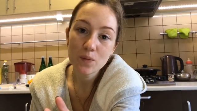 Влог/будни мамы двоих детей/экспресс уборка в ванной/что с маской?/ смотреть онлайн