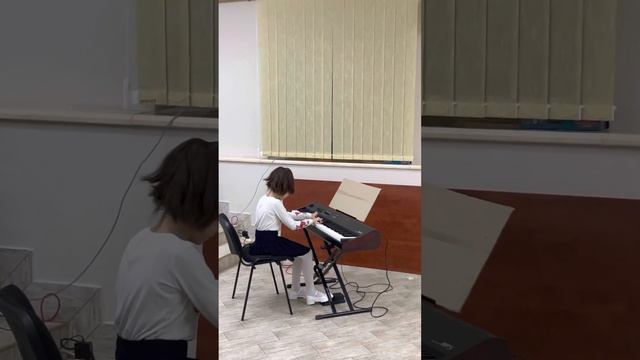 3-й класс хоровое отделение, игра на фортепиано смотреть онлайн