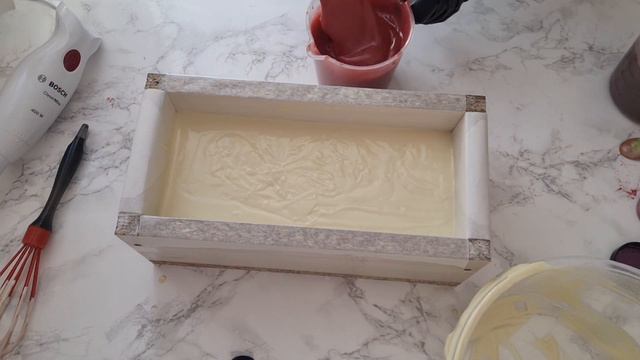 Sapun de casa Garoafe de cuisoare/Metoda la rece смотреть онлайн