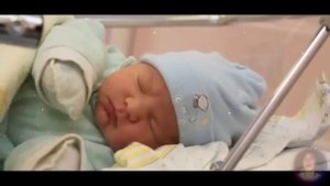 Все врачи были в панике! Девочка младенец родилась беременной близнецами, мальчиком и девочкой!