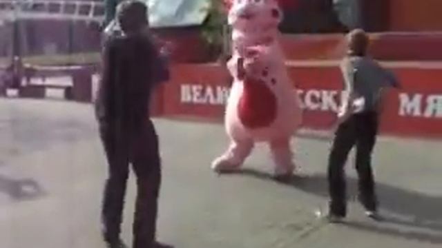 Лунтик танцует тиктоник!! смотреть онлайн