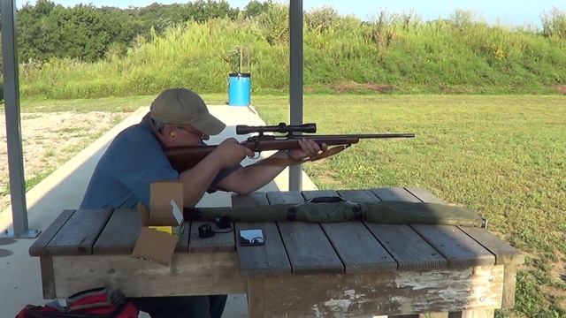 Ruger 77/22 Bolt action Rifle смотреть онлайн