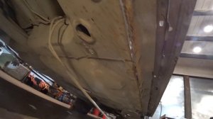 Профильная труба в виде порога. Восстановление ШАРИКА Mitsubishi Chariot.