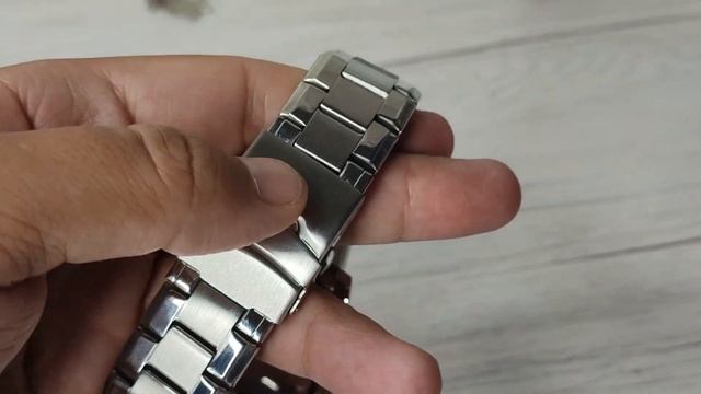 Часы Quamer водонепроницаемые смотреть онлайн