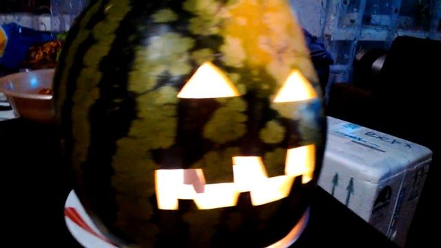 Арбузный монстр на хэллоуин смотреть онлайн