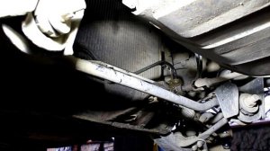 Hyundai Porter 1 2006 года Хундай Портер Тагаз Меняем трубку обратки на рулевой рейке